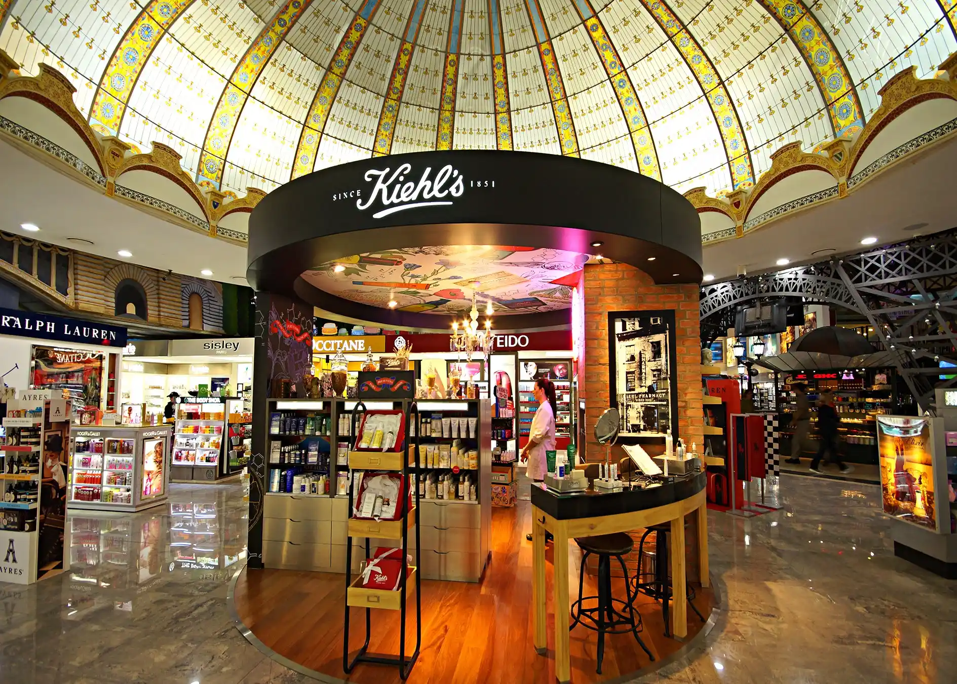 Duty Free Shop