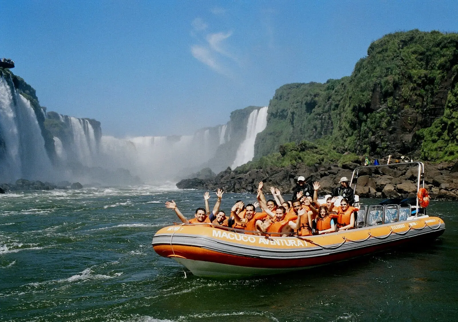 Macuco Safari: Paseo en lancha en las cataratas