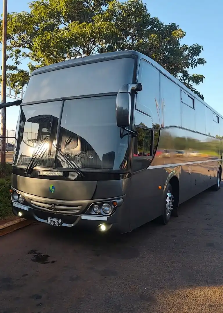 Bus turístico para grupos en Puerto Iguazú